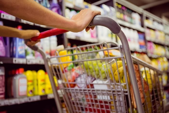 Ο πληθωρισμός στα σούπερ μάρκετ έχει σχεδόν μηδενιστεί